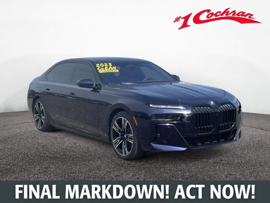 Used 2023 BMW i7 xDrive60 AWD/4WD image 1
