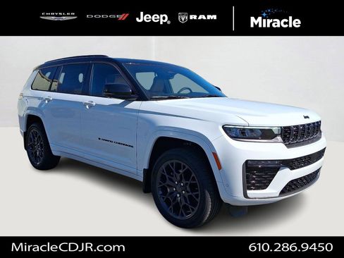 New 2026 Jeep Grand Cherokee L Summit AWD/4WD image 2