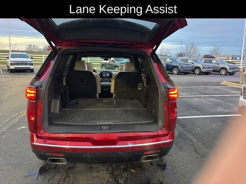 Used 2023 Chevrolet Traverse Premier image 8