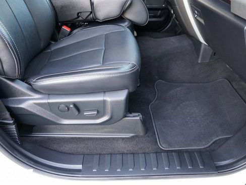 Used 2020 Ford F150 Lariat image 43