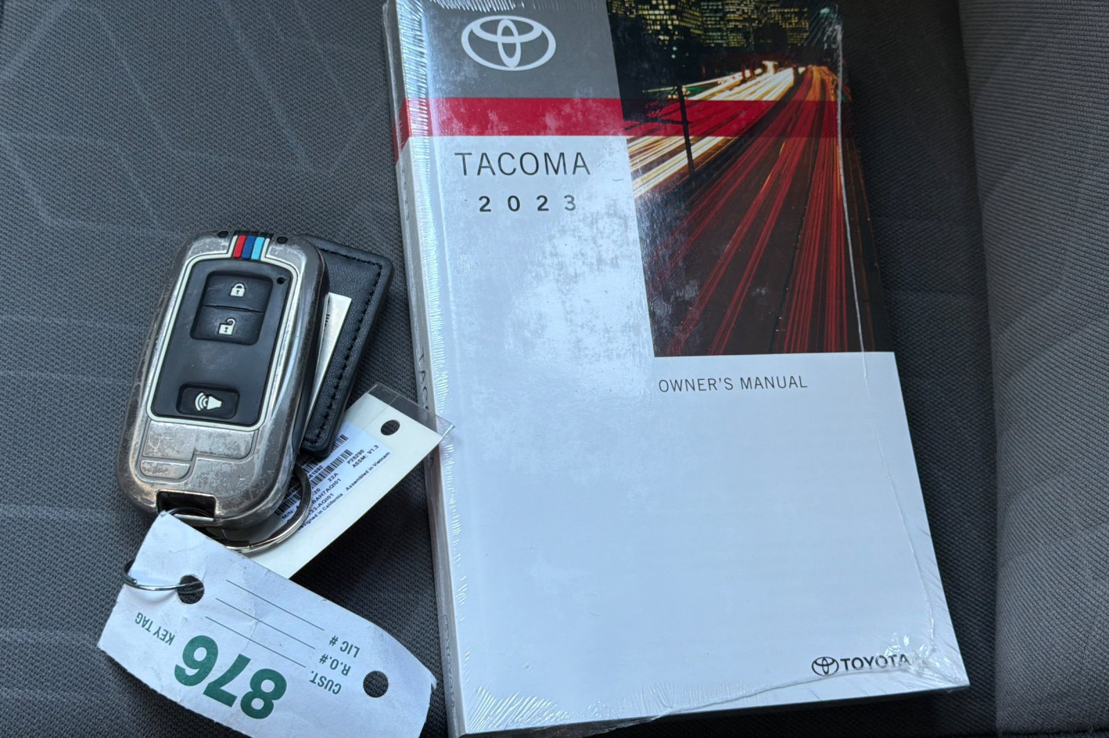 Used 2023 Toyota Tacoma TRD Sport w/ Advanced Technology Package AWD/4WD image 11