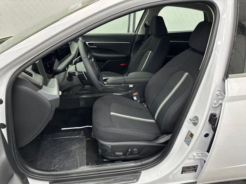 New 2025 Hyundai Sonata SEL image 9