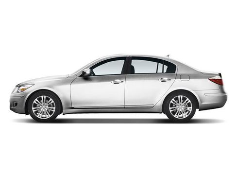 Used 2009 Hyundai Genesis 4.6 w/ Technology Pkg 5 RWD image 3