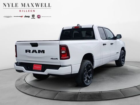 New 2026 RAM 1500 Express AWD/4WD image 16