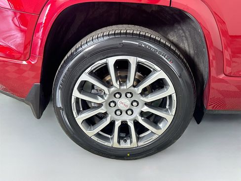 Used 2021 GMC Acadia Denali w/ Denali Ultimate Package AWD/4WD image 33