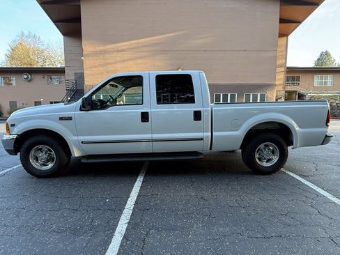 Used 2000 Ford F250 Lariat image 8