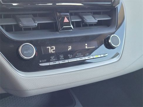 Used 2023 Toyota Corolla LE image 11