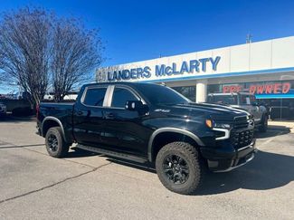 Used 2023 Chevrolet Silverado 1500 ZR2 w/ Technology Package video 1