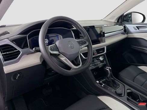 New 2026 Volkswagen Taos SEL AWD/4WD image 9