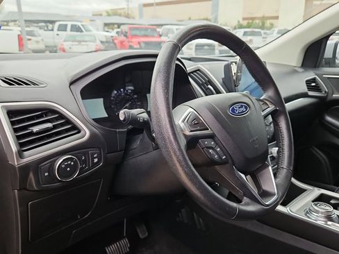 Used 2022 Ford Edge SEL w/ Convenience Package image 8