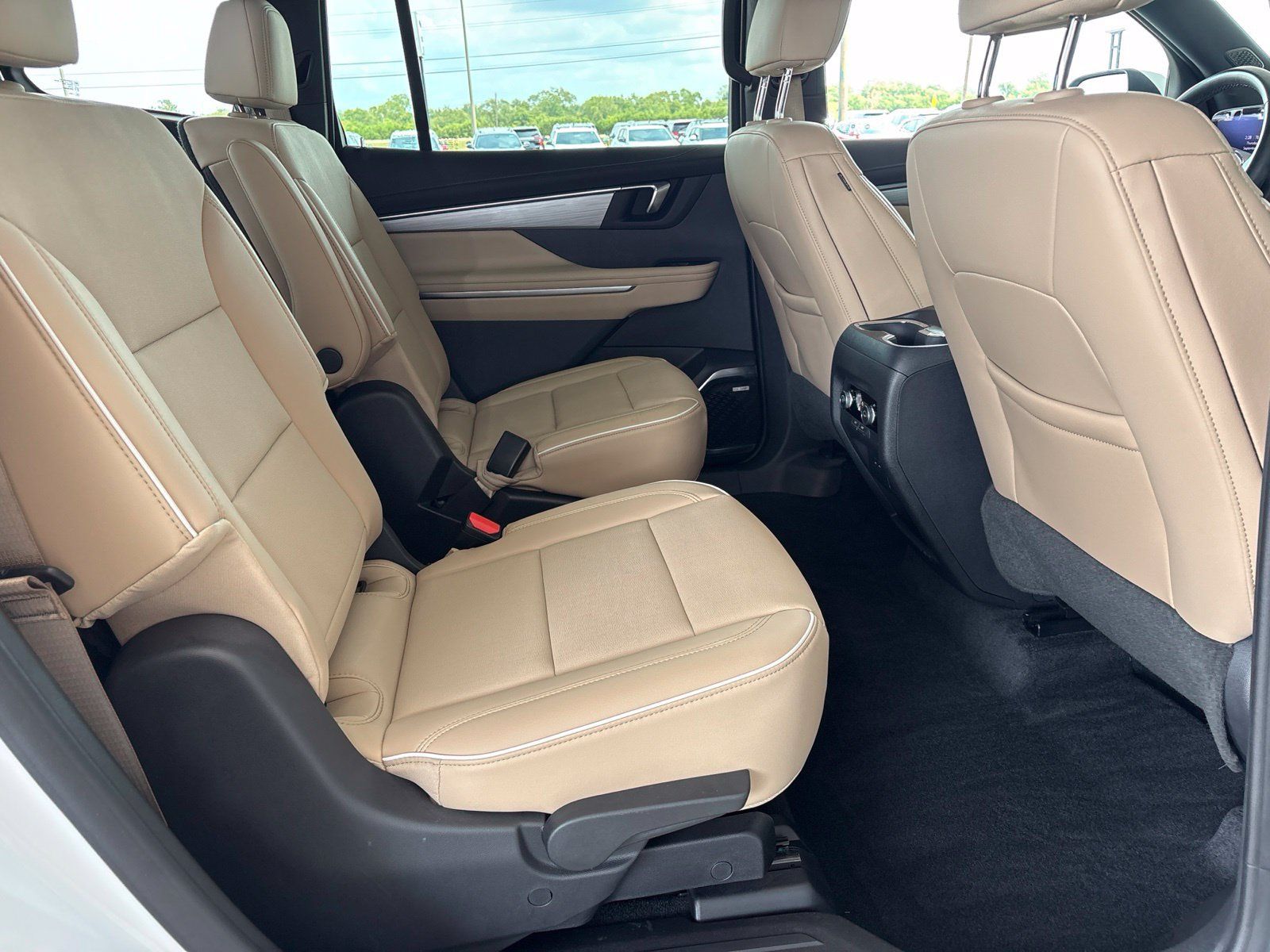 Used 2025 Buick Enclave Preferred FWD image 20