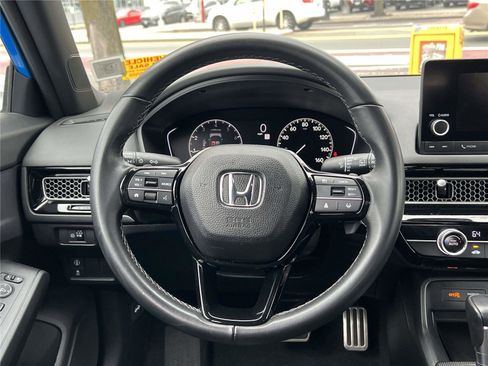Used 2022 Honda Civic Sport image 18