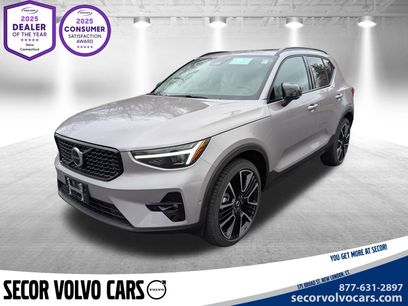 New 2026 Volvo XC40 B5 Ultra w/ Protection Package Premier
