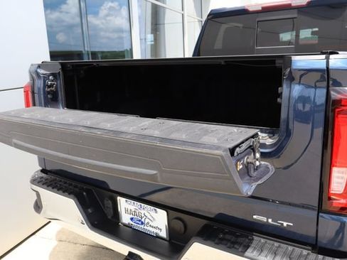Used 2019 GMC Sierra 1500 SLT w/ SLT Premium Plus Package AWD/4WD image 13
