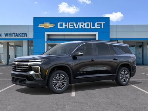 New 2026 Chevrolet Traverse LT FWD image 2