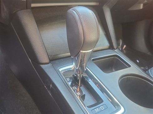 Used 2018 Subaru Outback 2.5i Limited image 26