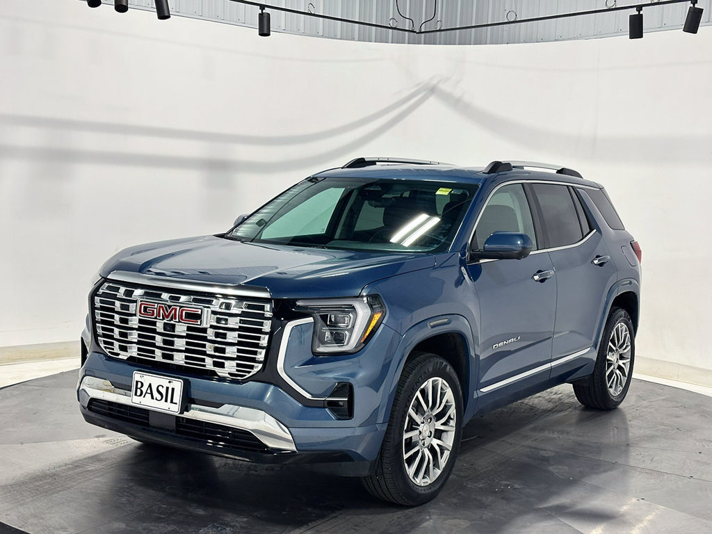 Used 2026 GMC Terrain Denali AWD/4WD image 8