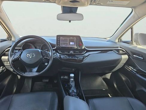 Used 2021 Toyota C-HR Limited FWD image 20