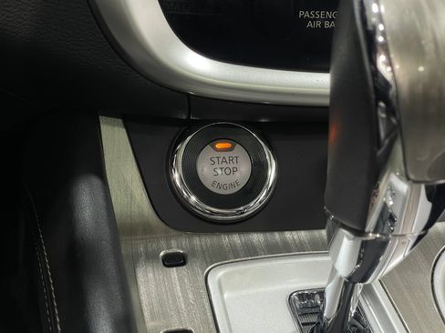 Used 2017 Nissan Murano Platinum w/ Platinum Technology Package AWD/4WD image 21