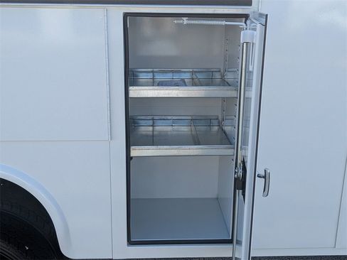 New 2024 RAM 5500 Tradesman image 15