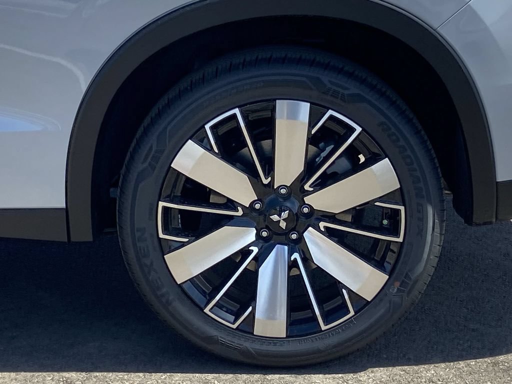 New 2026 Mitsubishi Outlander SE FWD image 30