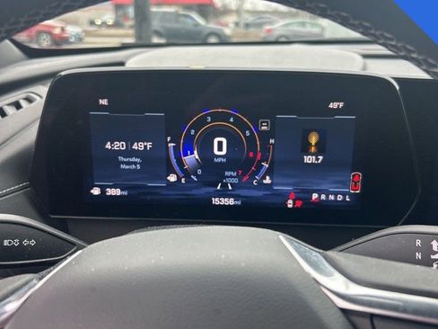 Used 2024 Chevrolet Traverse LT image 11