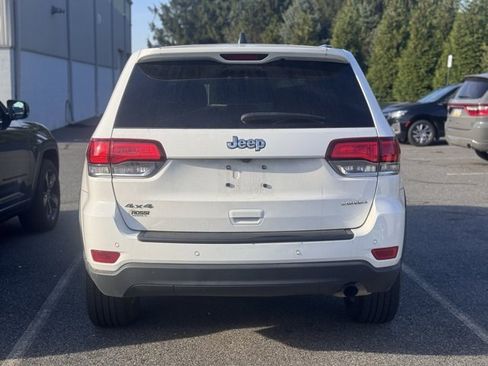 Used 2022 Jeep Grand Cherokee Laredo E image 7