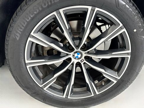 Used 2023 BMW X5 xDrive40i w/ M Sport Package AWD/4WD image 30