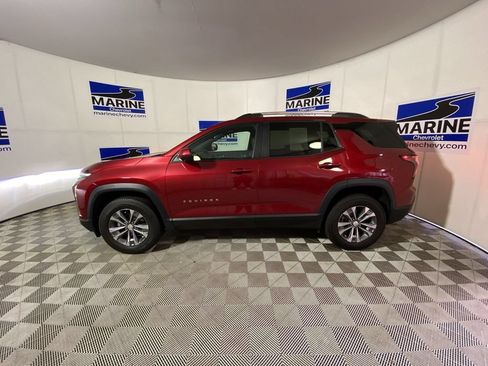 Used 2025 Chevrolet Equinox LT w/ Convenience Package II FWD image 13