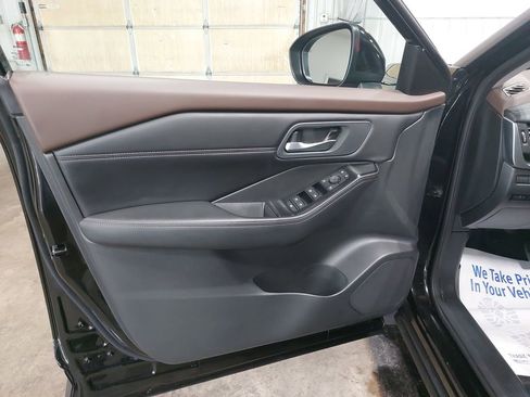 Used 2023 Nissan Rogue SV w/ SV Premium B Package AWD/4WD image 27