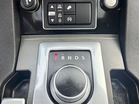 Used 2016 Land Rover LR4 HSE LUX image 27