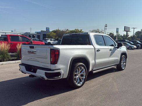Used 2019 GMC Sierra 1500 Denali w/ Denali Ultimate Package AWD/4WD image 3