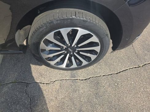Certified 2023 Lincoln Navigator L Reserve AWD/4WD image 22