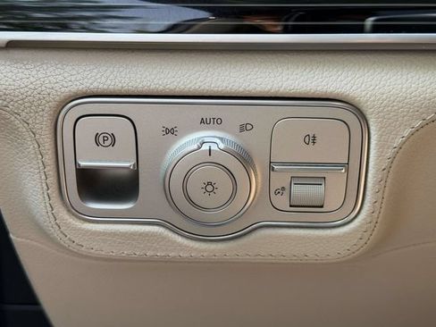 Certified 2024 Mercedes-Benz GLE 450 4MATIC image 30