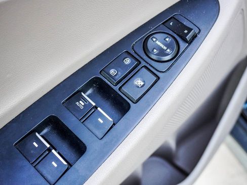 Used 2021 Hyundai Tucson Ultimate image 17