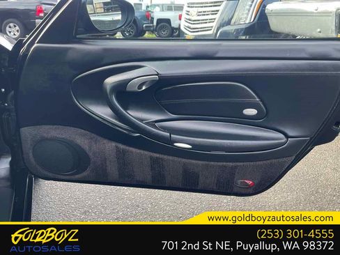 Used 2001 Porsche 911 Cabriolet image 30