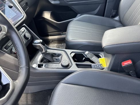 Certified 2024 Volkswagen Tiguan Wolfsburg Edition AWD/4WD image 23