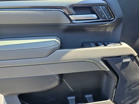 New 2026 Chevrolet Silverado 1500 ZR2 w/ ZR2 Bison Edition AWD/4WD image 20