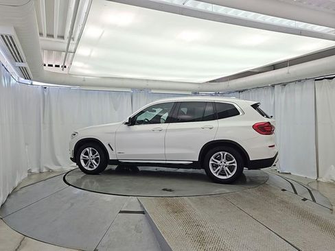 Used 2018 BMW X3 xDrive30i w/ Convenience Package AWD/4WD image 4