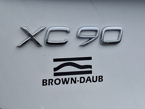Used 2021 Volvo XC90 T5 Momentum w/ Climate Package AWD/4WD image 29