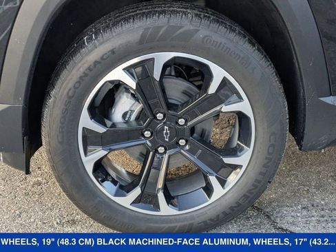 New 2026 Chevrolet Equinox LT w/ LPO, Floor Liner Package image 10