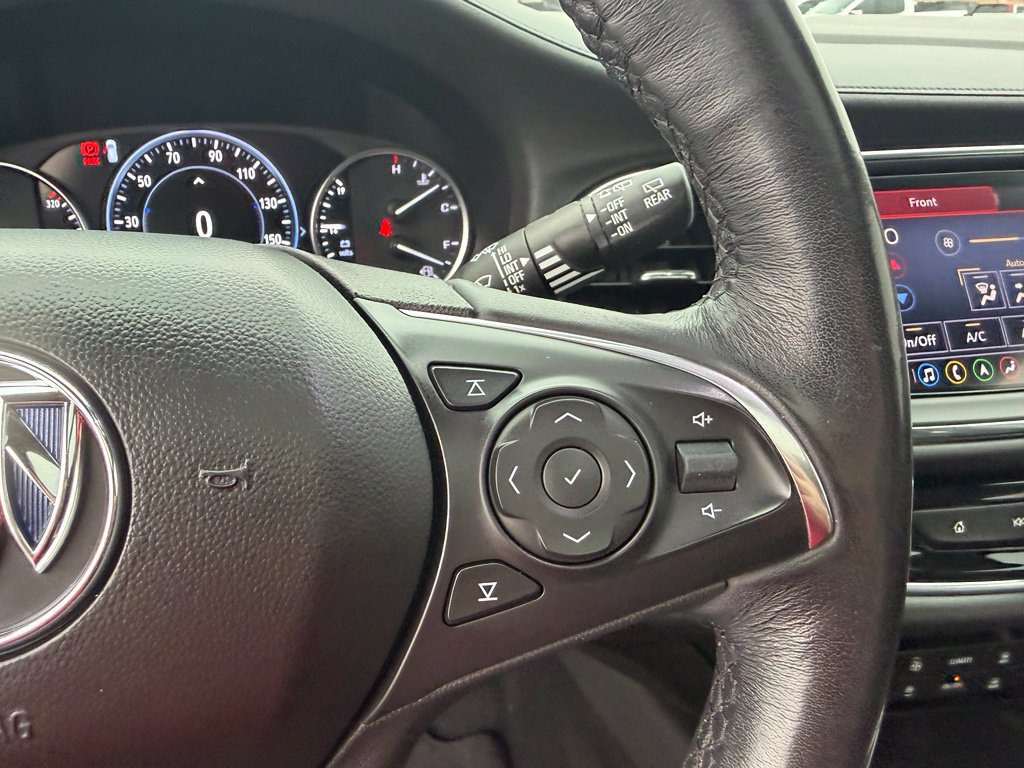Used 2021 Buick Enclave Avenir w/ Avenir Technology Package FWD image 37