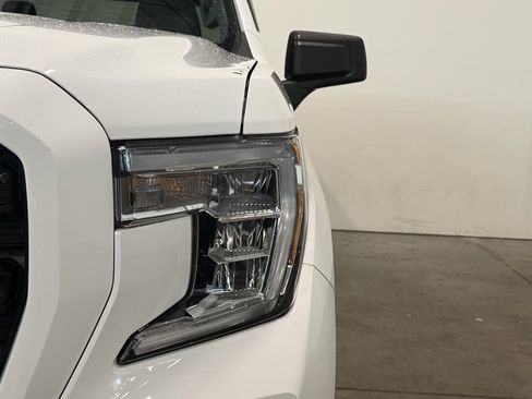 Used 2020 GMC Sierra 1500 Elevation w/ Elevation Value Package image 16