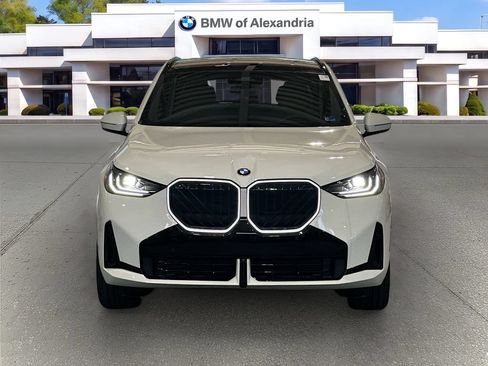 New 2026 BMW X3 xDrive30i w/ M Sport Package AWD/4WD image 2