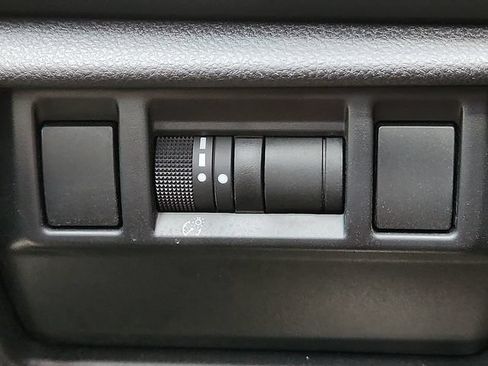 Certified 2025 Subaru Crosstrek 2.0i AWD/4WD image 21