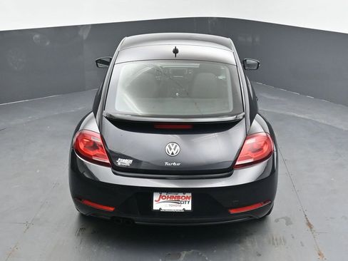 Used 2019 Volkswagen Beetle 2.0T S image 31