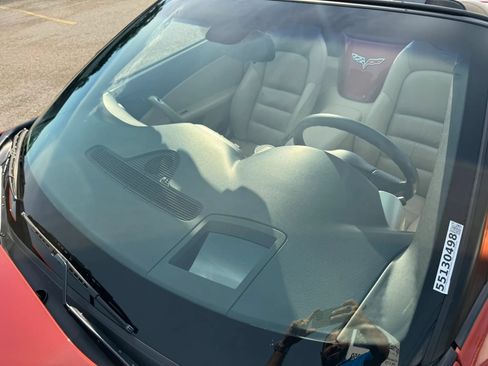 Used 2005 Chevrolet Corvette Coupe w/ Preferred Equipment Group RWD image 12