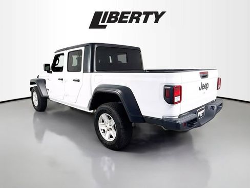 Used 2023 Jeep Gladiator Sport image 5