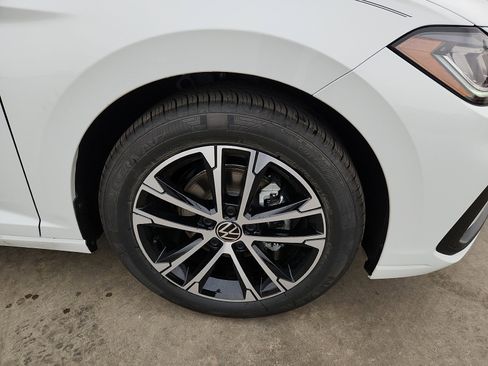 New 2026 Volkswagen Jetta Sport image 9