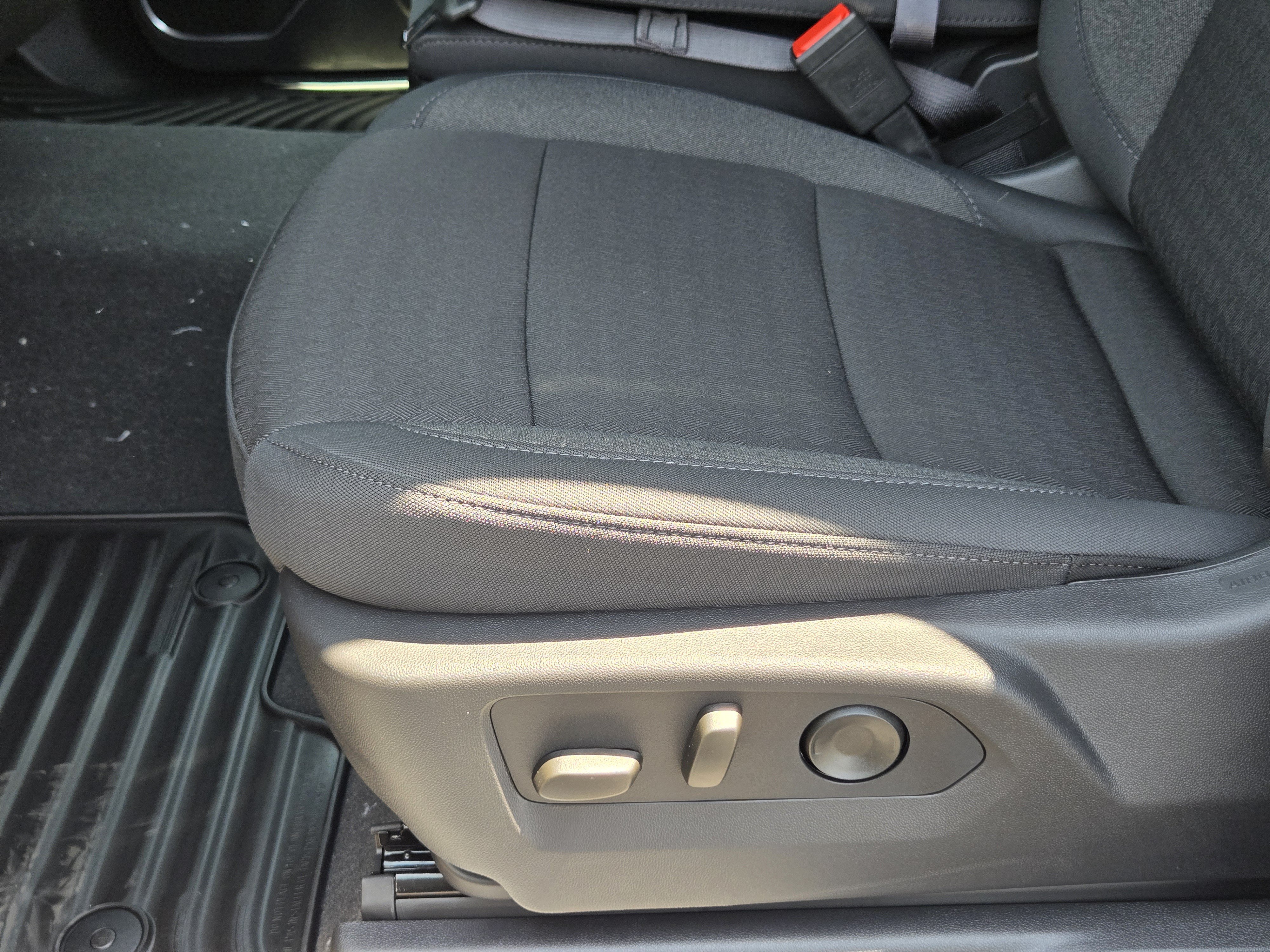 New 2026 Chevrolet Silverado 1500 RST RWD image 18